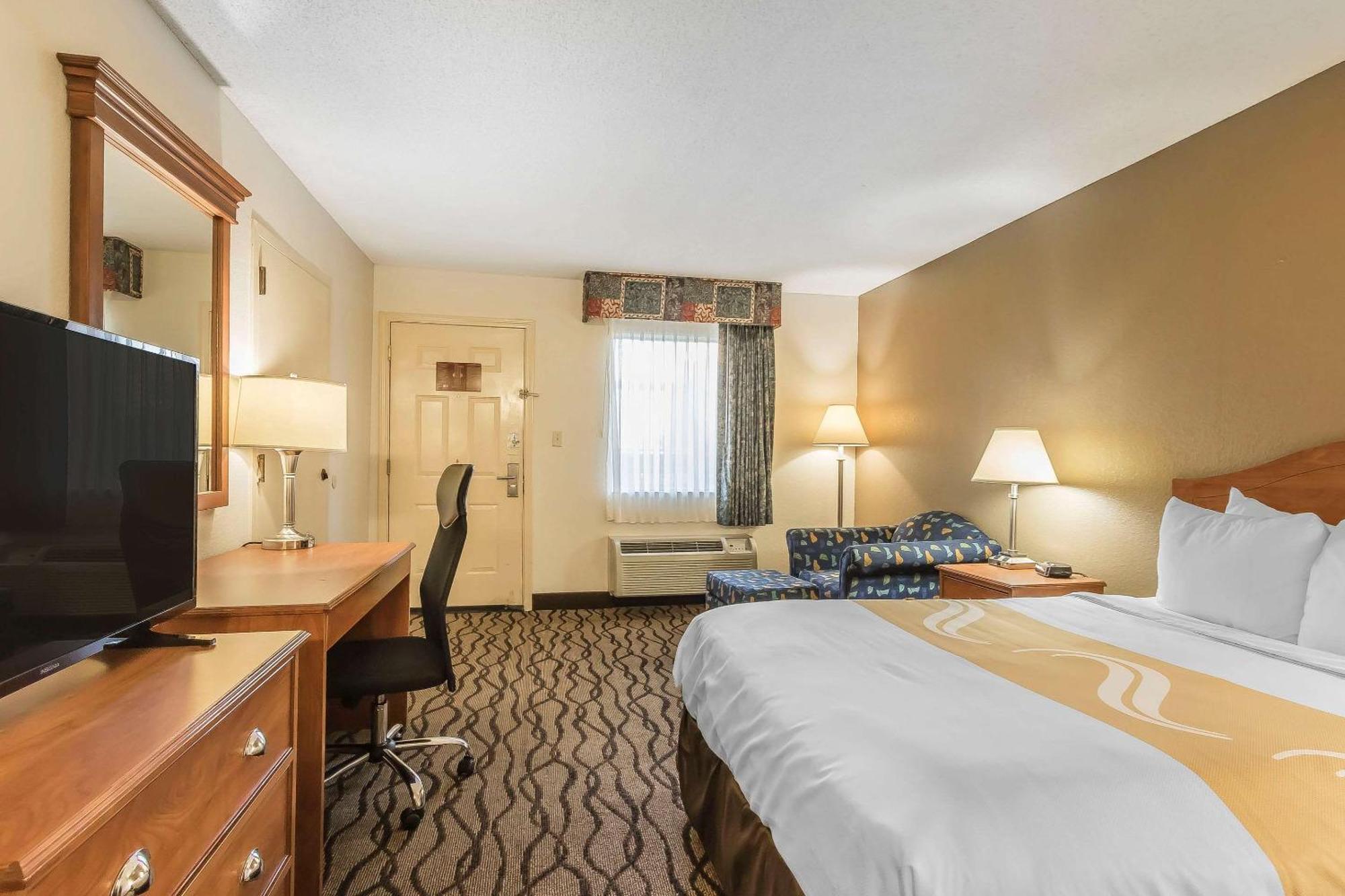 Quality Inn Charleston - Sikeston Exterior foto
